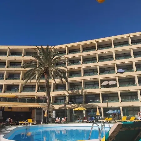 Las Dunas Apartment *